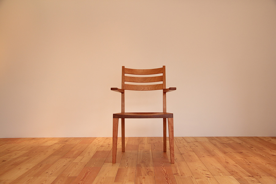 あぐらアームチェア / Agura Arm Chair