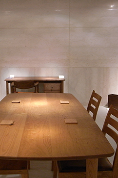 C401 Dining Table