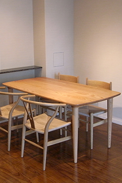 C402 Dining Table (Oak)